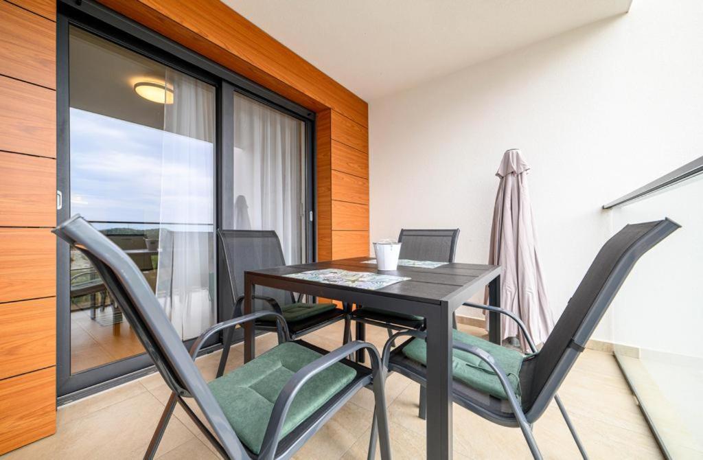 Ledunis Apartment Sibenik Exterior photo